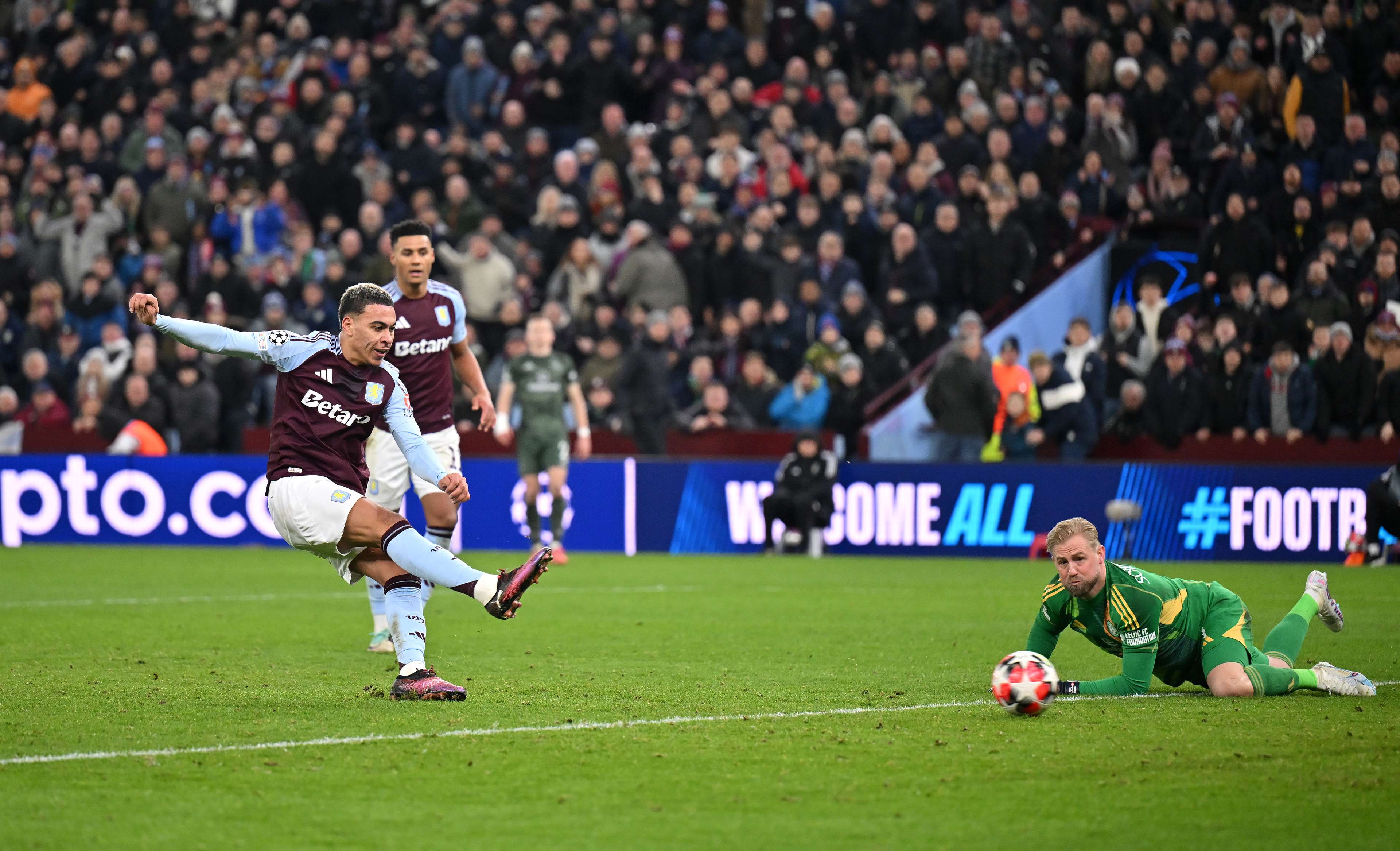 曼城0-2利物浦 英超争冠悬念彻底没了 斯洛特4222无锋阵收到奇效.